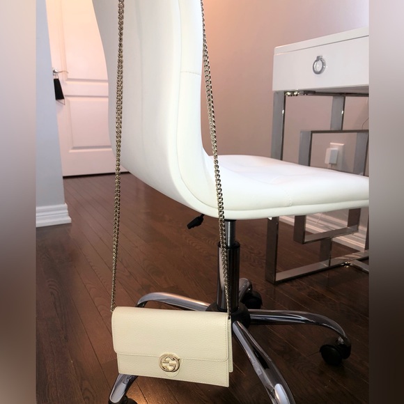 ❌SOLD❌ GUCCI INTERLOCKING G CHAIN LEATHER CROSSBODY BAG - WHITE (NEW WITH TAGS) - Picture 13 of 14